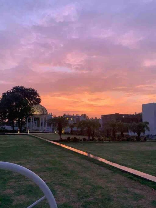 Furnished Villa Near Airport, Away From City Bhopal Bagian luar foto